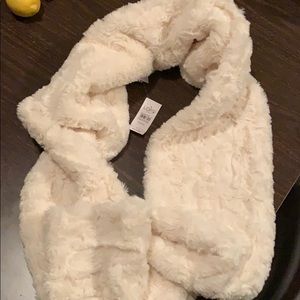 NWT LOFT Cream Colored Infinity Scarf, Fuzzy
